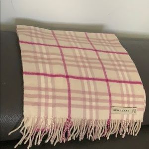 Authentic Burberry scarf in pink